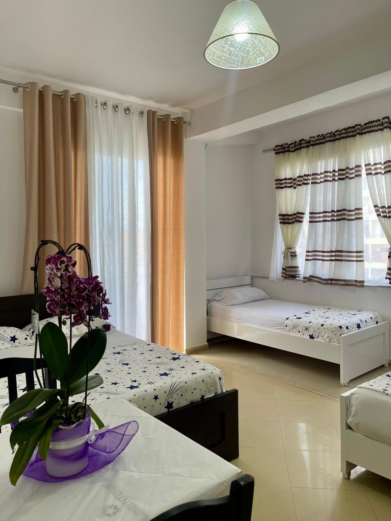 Marra'S Rooms Durrës Zewnętrze zdjęcie